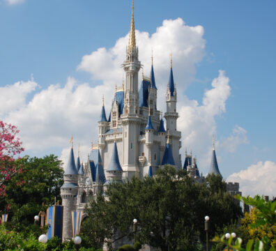 Cinderella_castle_day